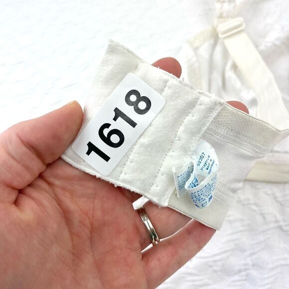 BUY 1 GET 1 FREE Playtex everyday basics 38d 5205 white - Picture 9 of 9